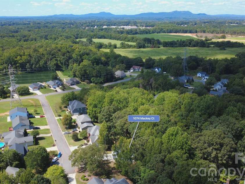 1074 Mackey Court, Gastonia, NC 28056.  MLS# CAR4422714, YatesRealty ID 13502. 