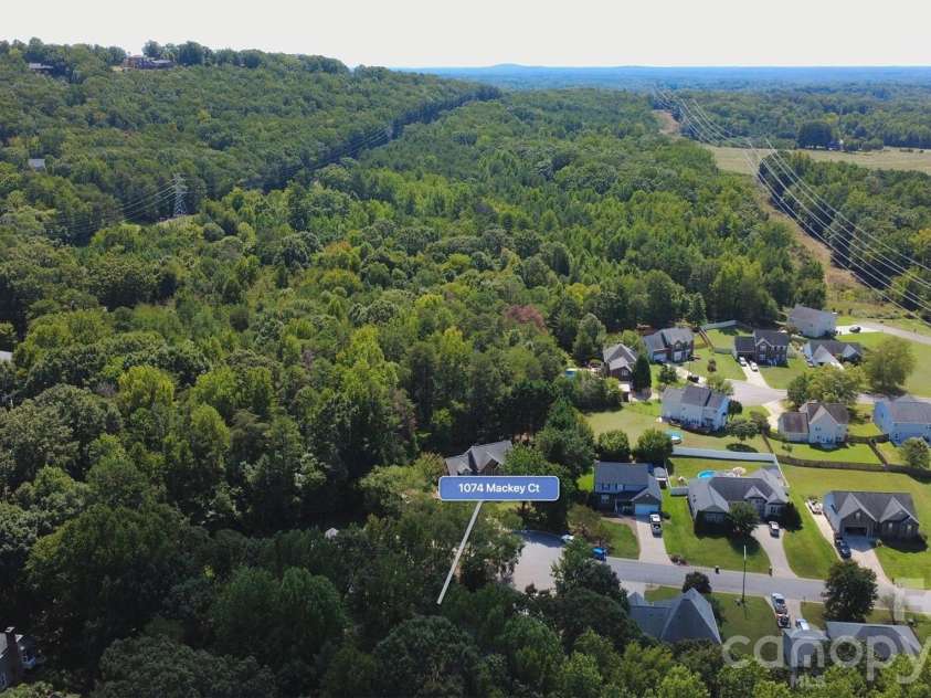 1074 Mackey Court, Gastonia, NC 28056.  MLS# CAR4422714, YatesRealty ID 13502. 