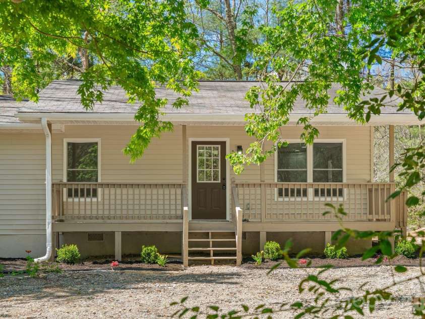 1263 See Off Mountain Road, Brevard, NC 28712.  MLS# CAR4365935, YatesRealty ID 13503. 