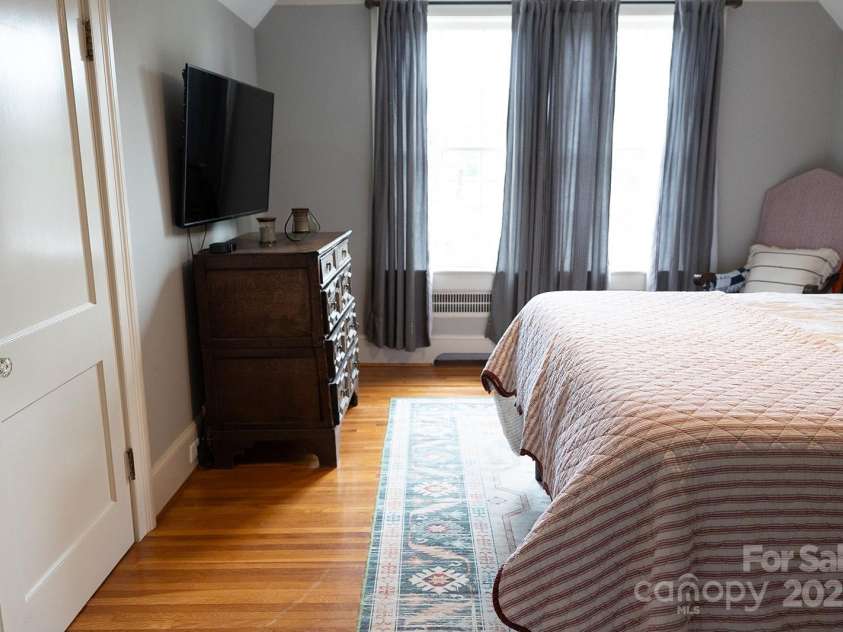 324 5th Street, Albemarle, NC 28001.  MLS# CAR4257848, YatesRealty ID 13503. 