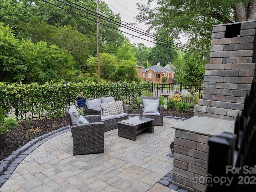 324 5th Street, Albemarle, NC 28001.  MLS# CAR4257848, YatesRealty ID 13503. 