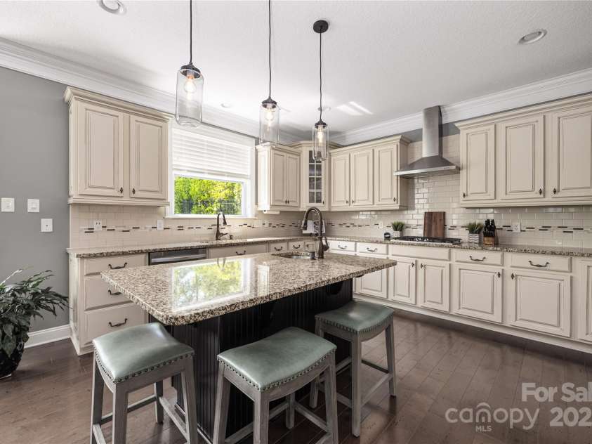 12942 Blakemore Avenue, Huntersville, NC 28078.  MLS# CAR4246426, YatesRealty ID 13505. 