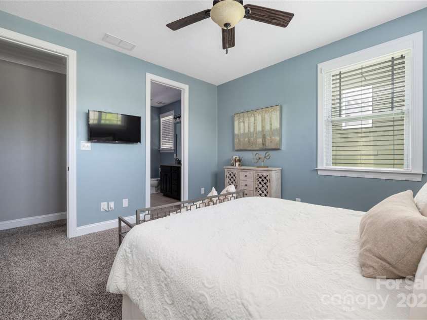 12942 Blakemore Avenue, Huntersville, NC 28078.  MLS# CAR4246426, YatesRealty ID 13505. 