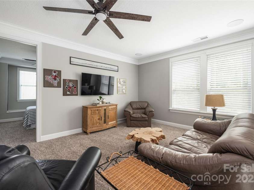 12942 Blakemore Avenue, Huntersville, NC 28078.  MLS# CAR4246426, YatesRealty ID 13505. 