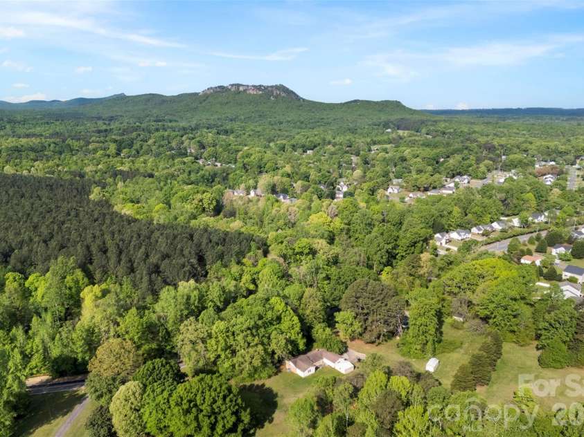 823 Carson Road, Gastonia, NC 28052.  MLS# CAR4371619, YatesRealty ID 13505. 
