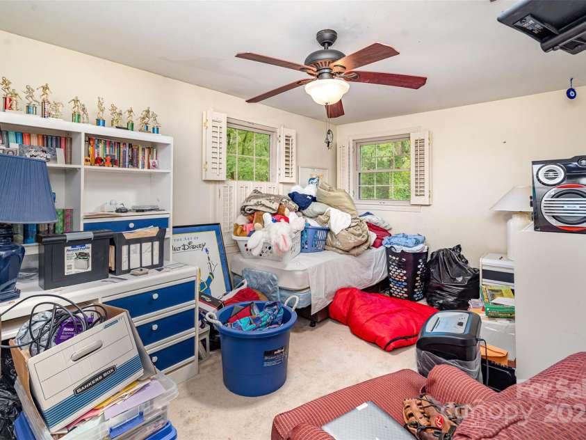 104 Linden Street, Morganton, NC 28655.  MLS# CAR4253561, YatesRealty ID 13506. 