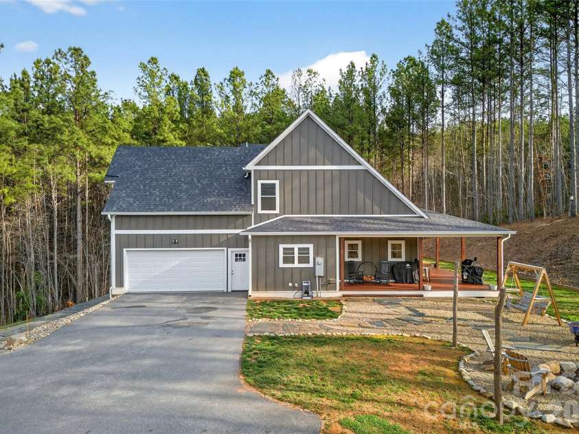 201 Wright Road, Marion, NC 28752.  MLS# CAR4371777, YatesRealty ID 13506. 