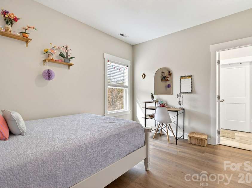 201 Wright Road, Marion, NC 28752.  MLS# CAR4371777, YatesRealty ID 13506. 