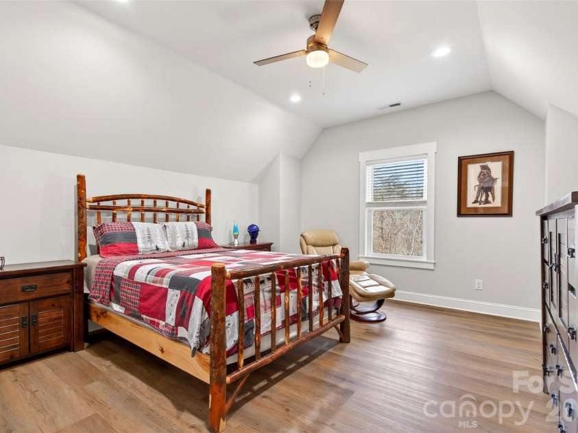 201 Wright Road, Marion, NC 28752.  MLS# CAR4371777, YatesRealty ID 13506. 