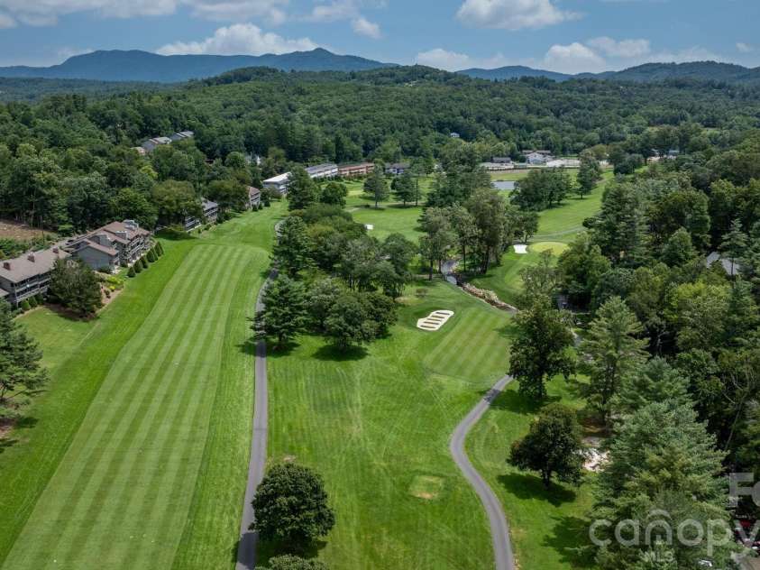 263 Fairway Lane, Spruce Pine, NC 28777.  MLS# CAR4410976, YatesRealty ID 13507. 