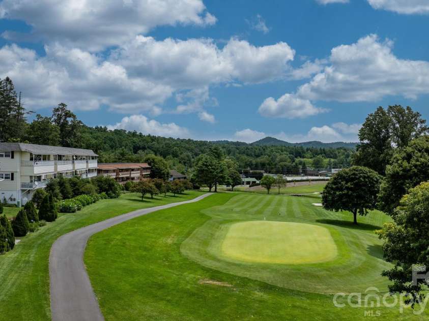 263 Fairway Lane, Spruce Pine, NC 28777.  MLS# CAR4410976, YatesRealty ID 13507. 