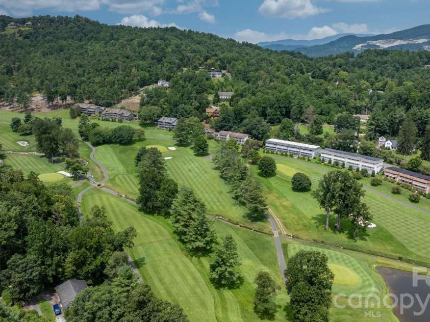 263 Fairway Lane, Spruce Pine, NC 28777.  MLS# CAR4410976, YatesRealty ID 13507. 