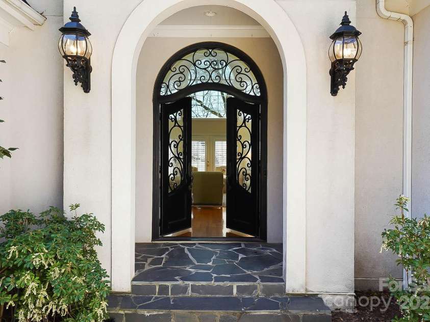 6403 Amos Smith Road, Charlotte, NC 28214.  MLS# CAR4233233, YatesRealty ID 13507. 