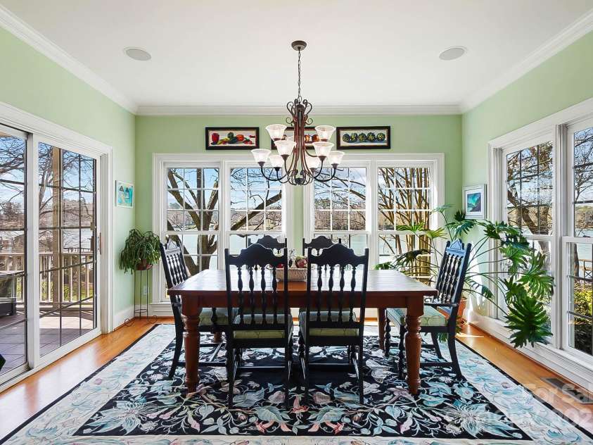 6403 Amos Smith Road, Charlotte, NC 28214.  MLS# CAR4233233, YatesRealty ID 13507. 
