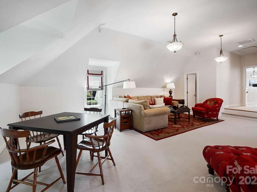 6403 Amos Smith Road, Charlotte, NC 28214.  MLS# CAR4233233, YatesRealty ID 13507. 