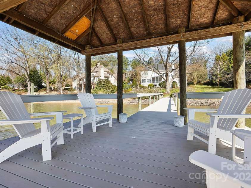 6403 Amos Smith Road, Charlotte, NC 28214.  MLS# CAR4233233, YatesRealty ID 13507. 
