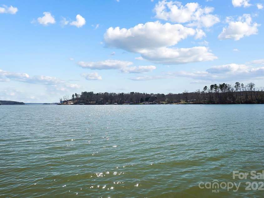 6403 Amos Smith Road, Charlotte, NC 28214.  MLS# CAR4233233, YatesRealty ID 13507. Glorious Lake Wylie views