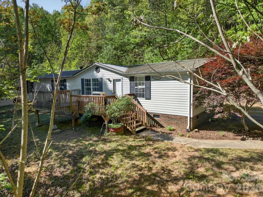 2324 Alfred Hartley Road, Lenoir, NC 28645.  MLS# CAR4371662, YatesRealty ID 13508. 