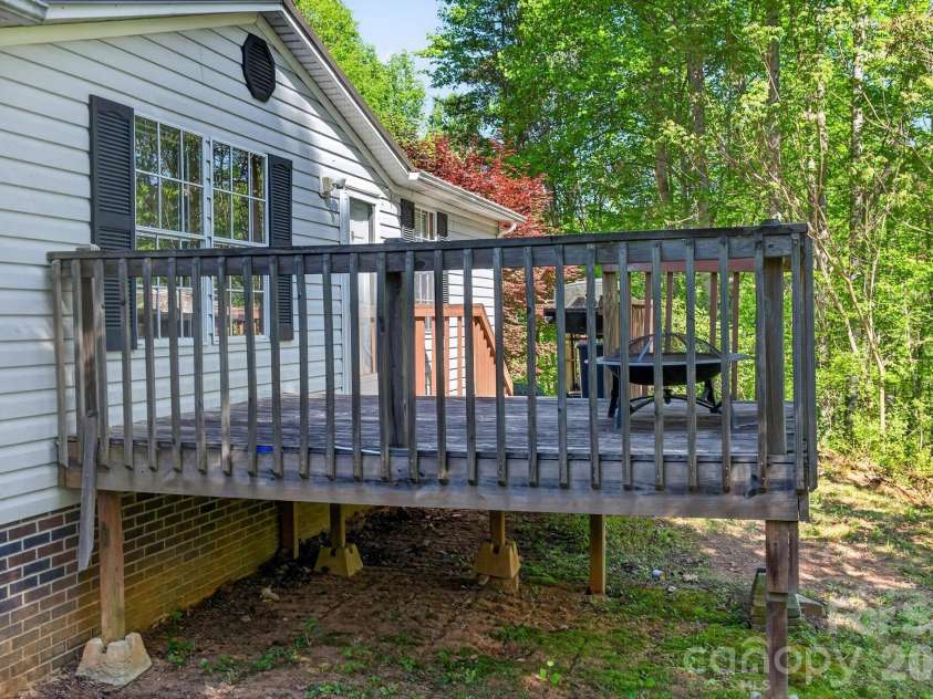 2324 Alfred Hartley Road, Lenoir, NC 28645.  MLS# CAR4371662, YatesRealty ID 13508. 