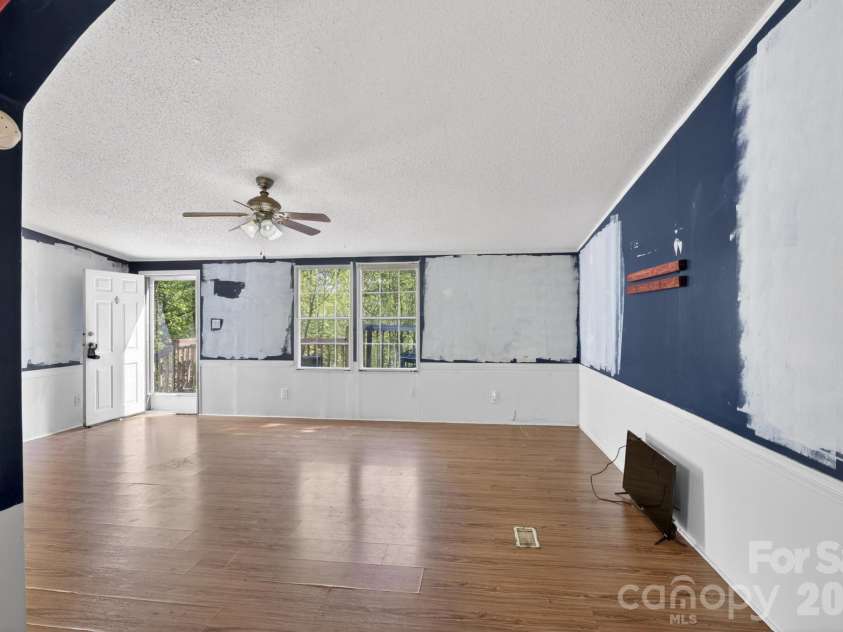 2324 Alfred Hartley Road, Lenoir, NC 28645.  MLS# CAR4371662, YatesRealty ID 13508. 