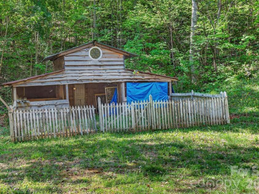 2324 Alfred Hartley Road, Lenoir, NC 28645.  MLS# CAR4371662, YatesRealty ID 13508. 
