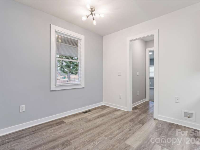 5329 Southampton Road, Charlotte, NC 28217.  MLS# CAR4228075, YatesRealty ID 1351. 