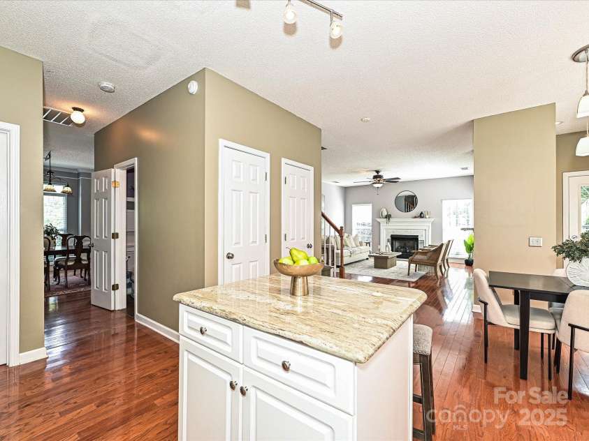 557 Portman Lane, Fort Mill, SC 29708.  MLS# CAR4239104, YatesRealty ID 13510. 