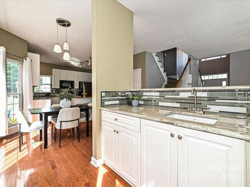 557 Portman Lane, Fort Mill, SC 29708.  MLS# CAR4239104, YatesRealty ID 13510. 