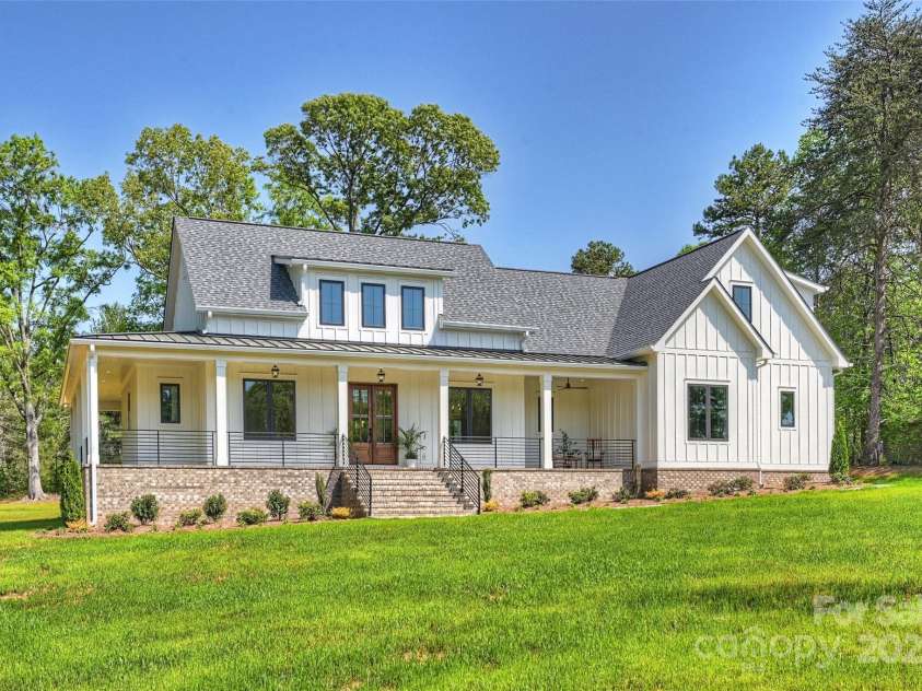 7768 Lynwood Lane, Sherrills Ford, NC 28673.  MLS# CAR4249156, YatesRealty ID 13511. 