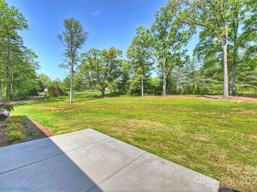 7768 Lynwood Lane, Sherrills Ford, NC 28673.  MLS# CAR4249156, YatesRealty ID 13511. 