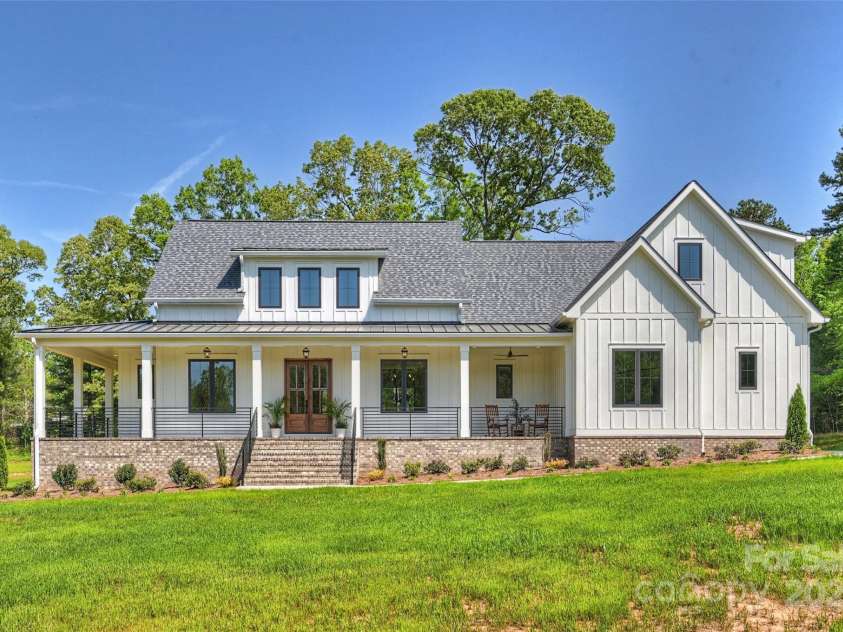 7768 Lynwood Lane, Sherrills Ford, NC 28673.  MLS# CAR4249156, YatesRealty ID 13511. 