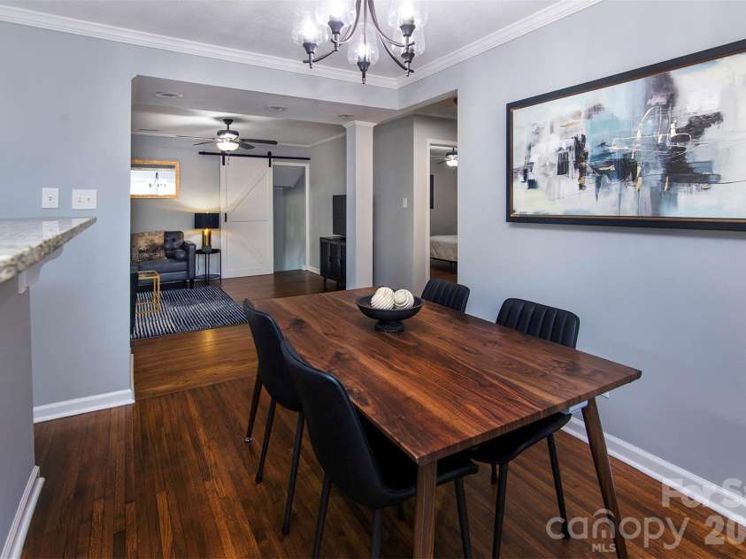 3429 Byrnes Street, Charlotte, NC 28205.  MLS# CAR4366459, YatesRealty ID 13514. Dinning area
