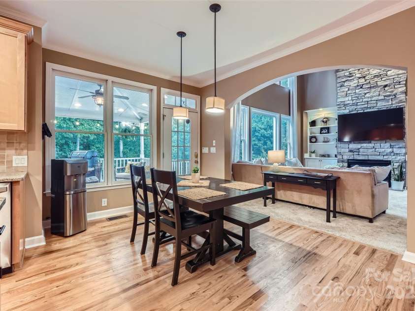 2215 Maycroft Drive, Charlotte, NC 28262.  MLS# CAR4254921, YatesRealty ID 13516. 