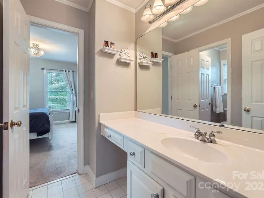 2215 Maycroft Drive, Charlotte, NC 28262.  MLS# CAR4254921, YatesRealty ID 13516. 