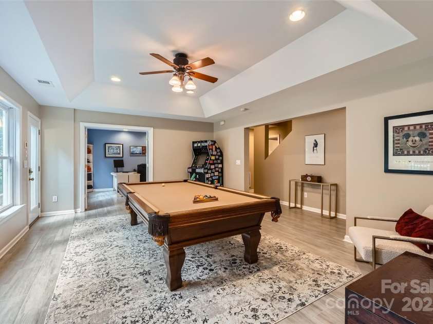 2215 Maycroft Drive, Charlotte, NC 28262.  MLS# CAR4254921, YatesRealty ID 13516. 