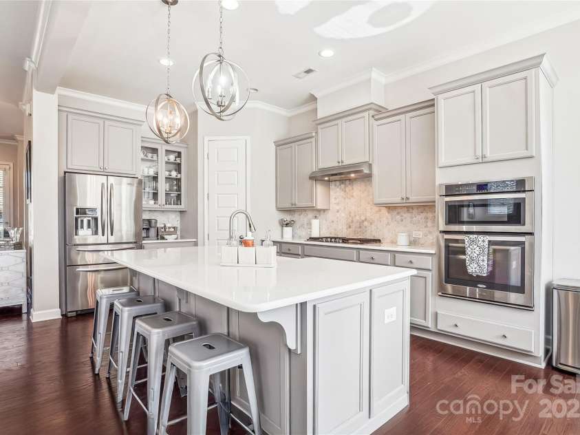 15402 Country Lake Drive, Pineville, NC 28134.  MLS# CAR4242493, YatesRealty ID 13518. 