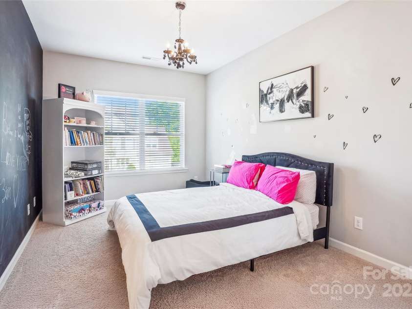 15402 Country Lake Drive, Pineville, NC 28134.  MLS# CAR4242493, YatesRealty ID 13518. 