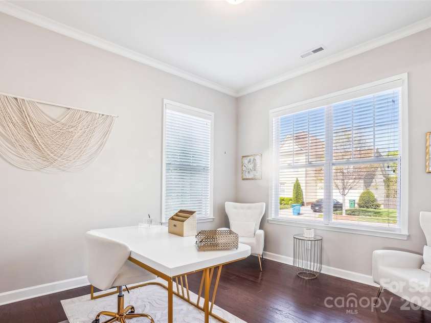 15402 Country Lake Drive, Pineville, NC 28134.  MLS# CAR4242493, YatesRealty ID 13518. Main floor study