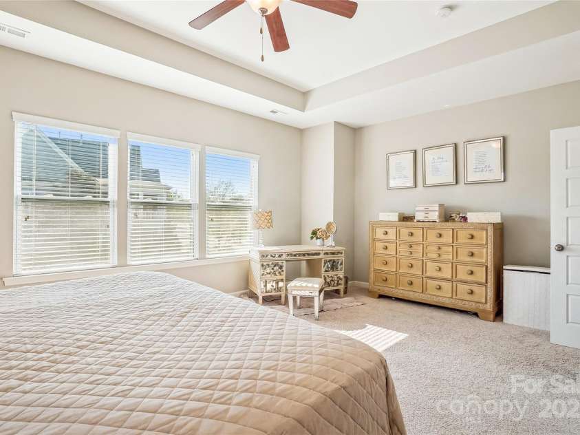 15402 Country Lake Drive, Pineville, NC 28134.  MLS# CAR4242493, YatesRealty ID 13518. Primary suite