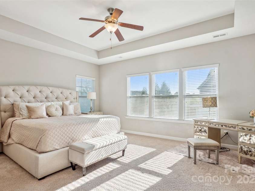 15402 Country Lake Drive, Pineville, NC 28134.  MLS# CAR4242493, YatesRealty ID 13518. Primary suite