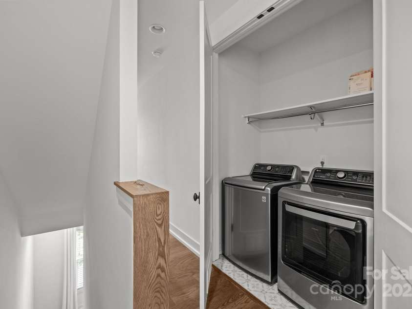 4019 Plaza Row Court, Charlotte, NC 28205.  MLS# CAR4247536, YatesRealty ID 13519. 