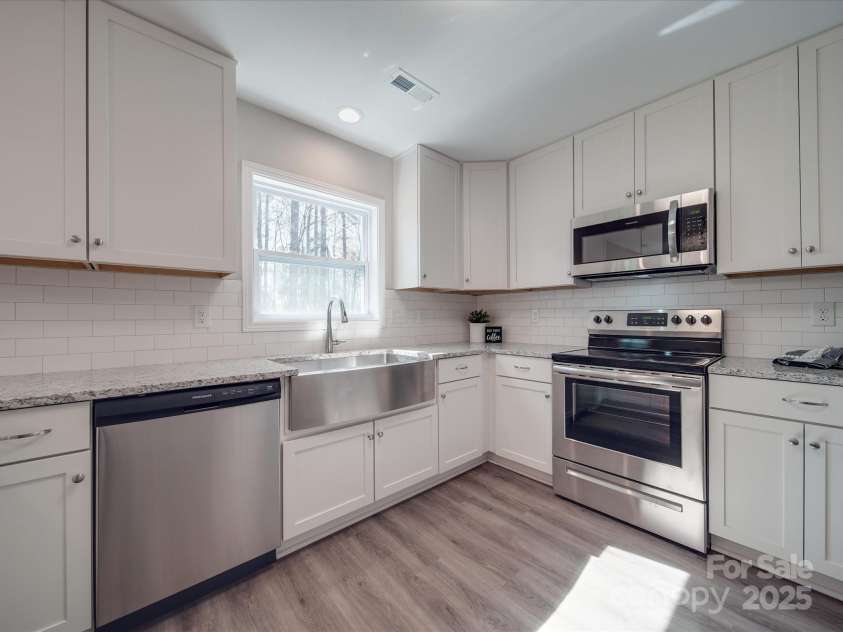 1016 Forest Drive, Marshville, NC 28103.  MLS# CAR4273257, YatesRealty ID 1352. 