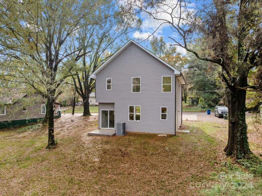 310 New Bern Avenue, Statesville, NC 28677.  MLS# CAR4120279, YatesRealty ID 1352. Rear Elevation
