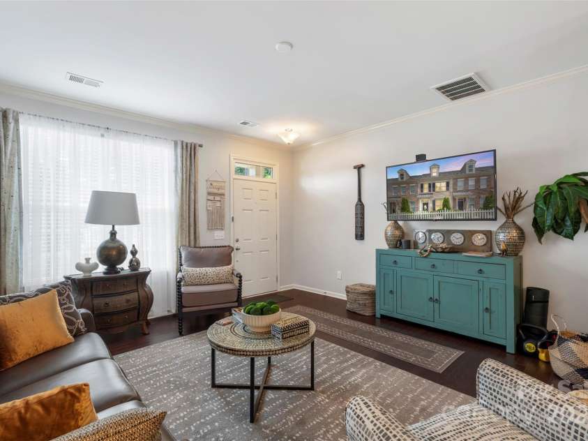 4313 Courtly Lane, Belmont, NC 28012.  MLS# CAR4256513, YatesRealty ID 13520. 