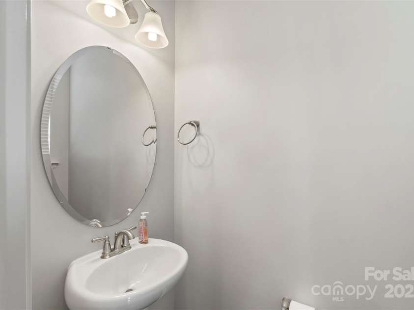 4313 Courtly Lane, Belmont, NC 28012.  MLS# CAR4256513, YatesRealty ID 13520. 