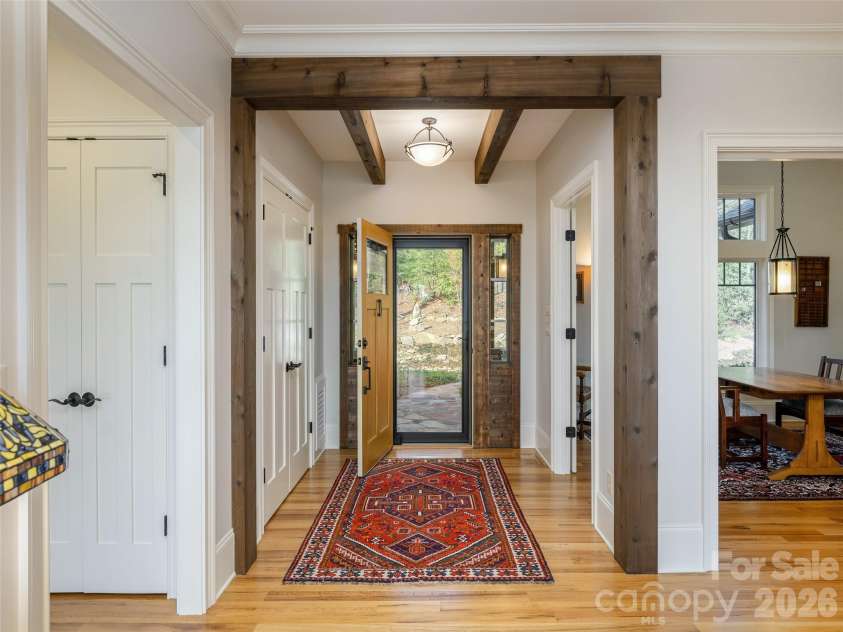 72 Dusky Court, Hendersonville, NC 28739.  MLS# CAR4372046, YatesRealty ID 13520. 