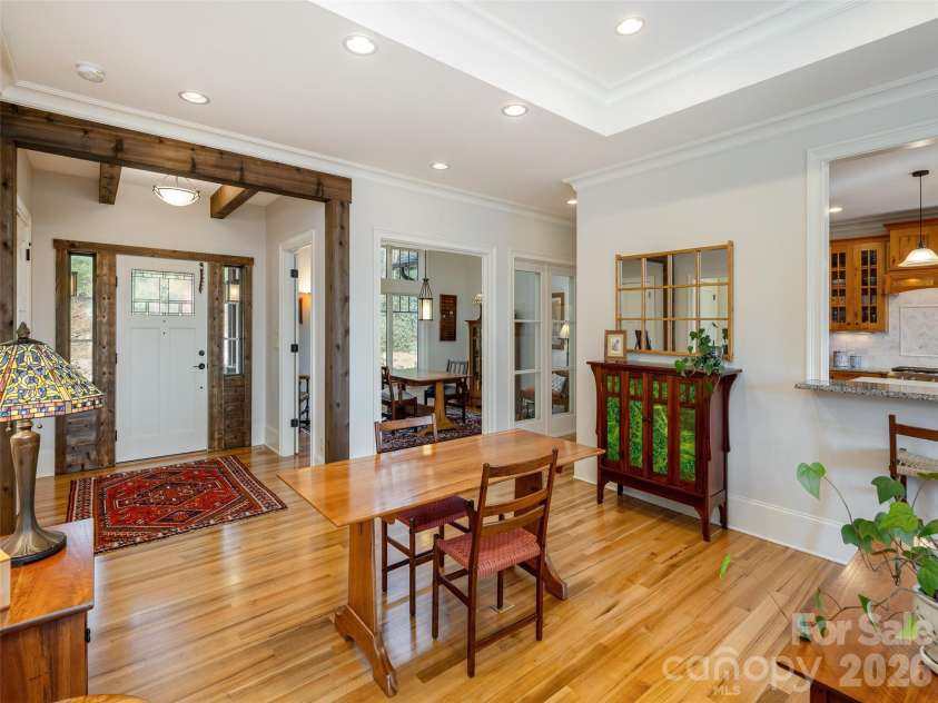 72 Dusky Court, Hendersonville, NC 28739.  MLS# CAR4372046, YatesRealty ID 13520. 