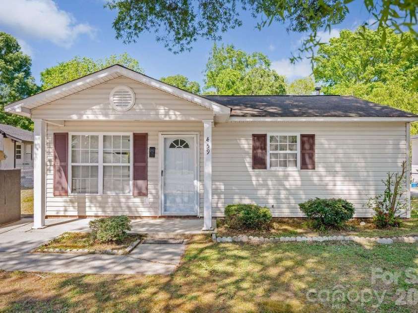 459 Summit Street, Rock Hill, SC 29730.  MLS# CAR4365487, YatesRealty ID 13521. 