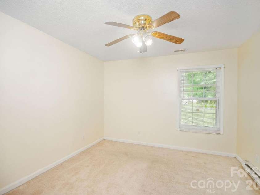 459 Summit Street, Rock Hill, SC 29730.  MLS# CAR4365487, YatesRealty ID 13521. 