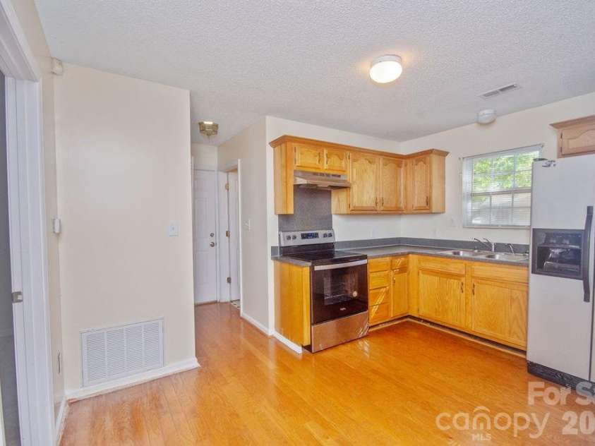 459 Summit Street, Rock Hill, SC 29730.  MLS# CAR4365487, YatesRealty ID 13521. 